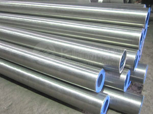 Polished Seamless Steel Pipes